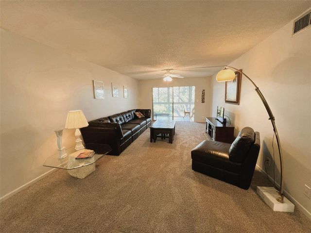 2101 Lucaya Bend 0-4, Coconut Creek, FL 33066