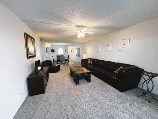 2101 Lucaya Bend 0-4, Coconut Creek, FL 33066