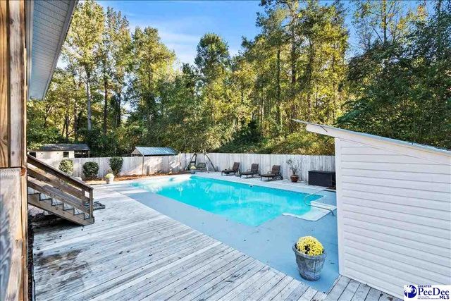 1914 Deerwood Place, Florence, SC 29501