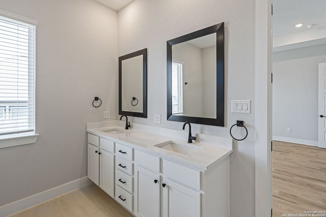 305 Lawrence Drive, Castroville, TX 78009