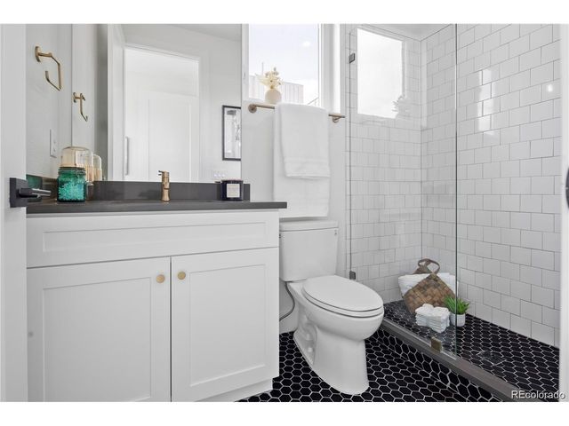 2012 W 46th Ave, Denver, CO 80211