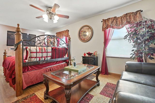 6510 17th AVENUE, Kenosha, WI 53143