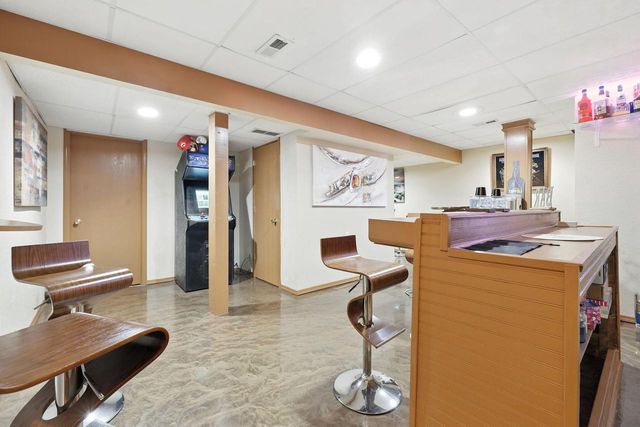 6510 17th AVENUE, Kenosha, WI 53143