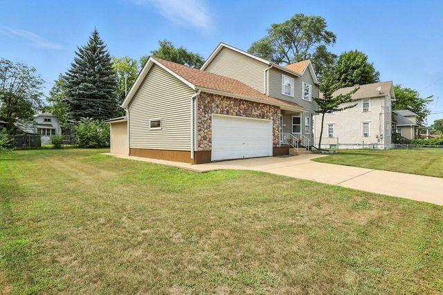 6510 17th AVENUE, Kenosha, WI 53143
