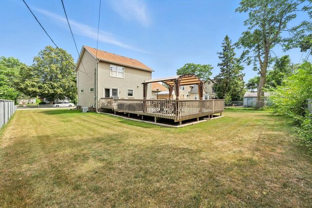 6510 17th AVENUE, Kenosha, WI 53143