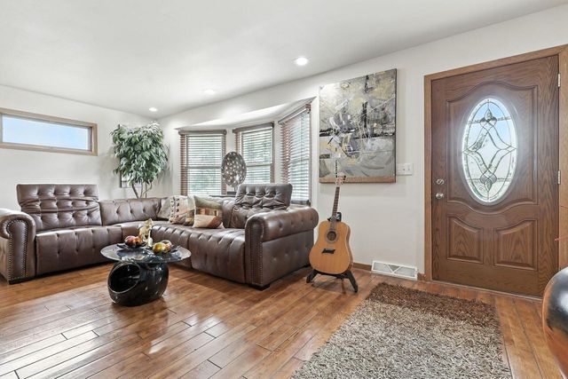 6510 17th AVENUE, Kenosha, WI 53143