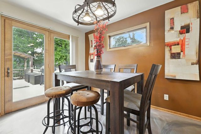 6510 17th AVENUE, Kenosha, WI 53143