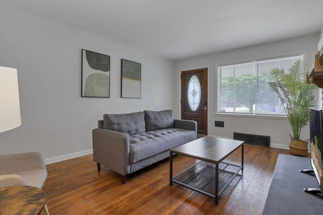 1275 E Weber Road, Columbus, OH 43211