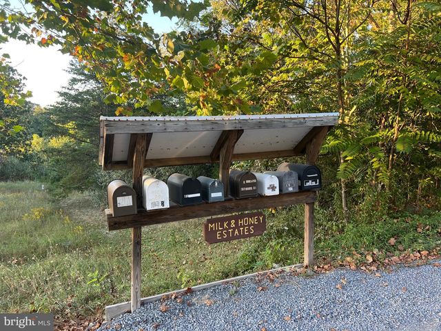 HONEY LN, Augusta, WV 26704