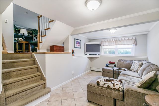 6 Joseph Court, East Northport, NY 11731