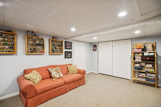 6 Joseph Court, East Northport, NY 11731