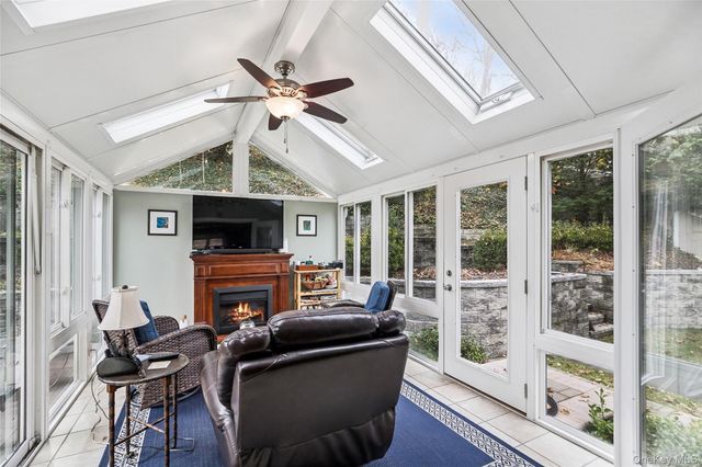 6 Joseph Court, East Northport, NY 11731