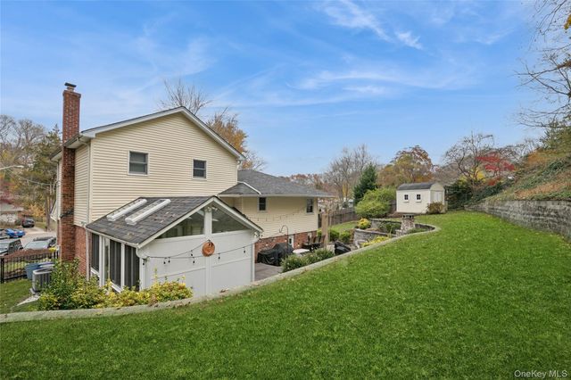 6 Joseph Court, East Northport, NY 11731