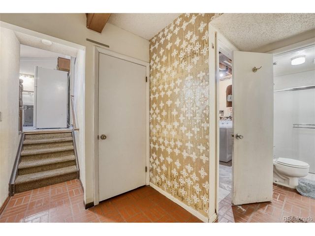 582 Revere St, Aurora, CO 80011