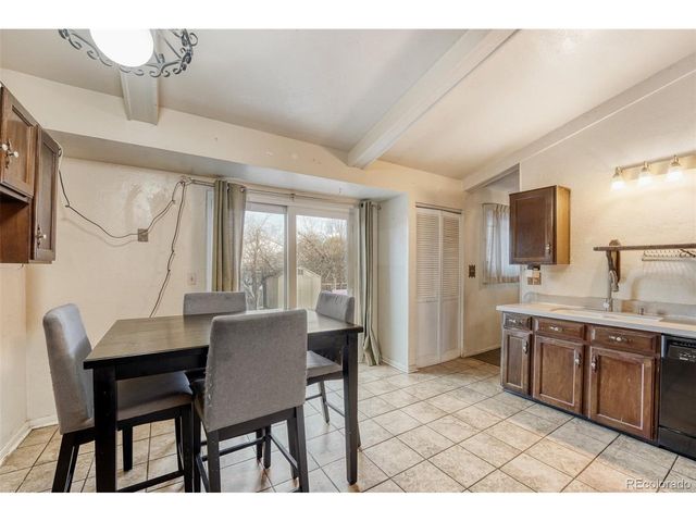 582 Revere St, Aurora, CO 80011