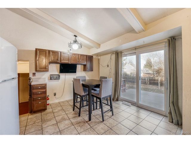 582 Revere St, Aurora, CO 80011