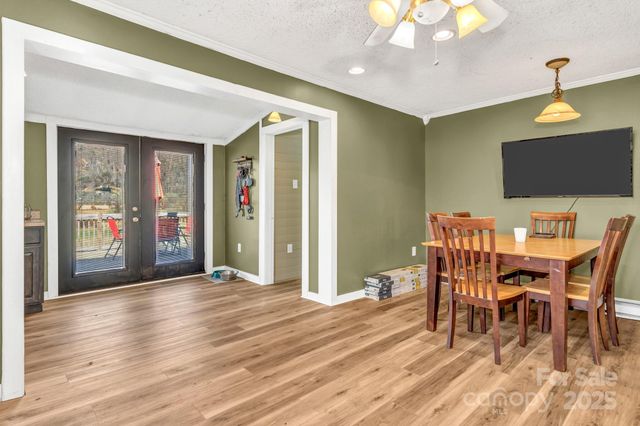 3760 Pisgah Drive, Canton, NC 28716