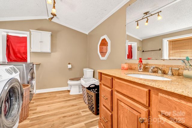 3760 Pisgah Drive, Canton, NC 28716