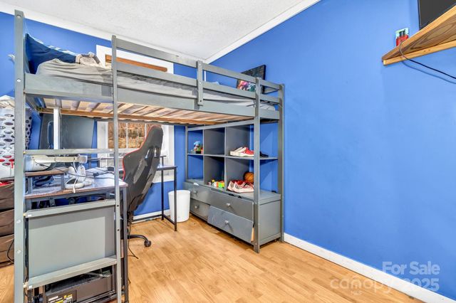 3760 Pisgah Drive, Canton, NC 28716