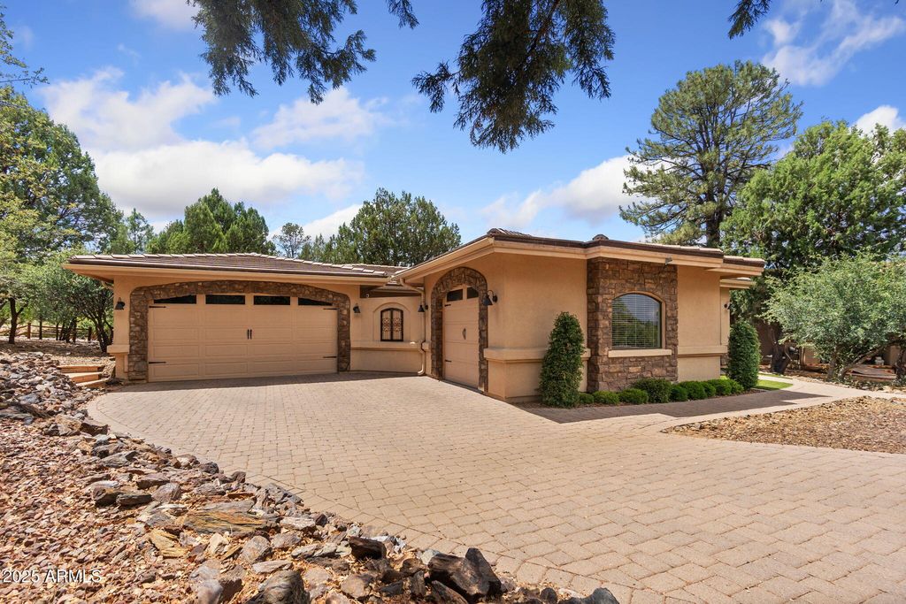26 N WOODRIDGE Circle, Prescott, AZ 86303