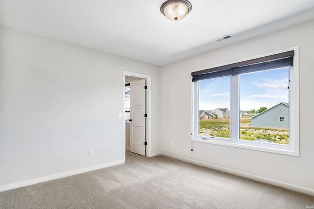 14201 Verona Lakes Passage, Fort Wayne, IN 46814