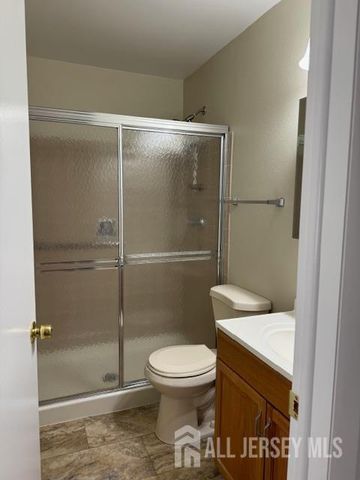525-B Belford Road, Monroe, NJ 08831