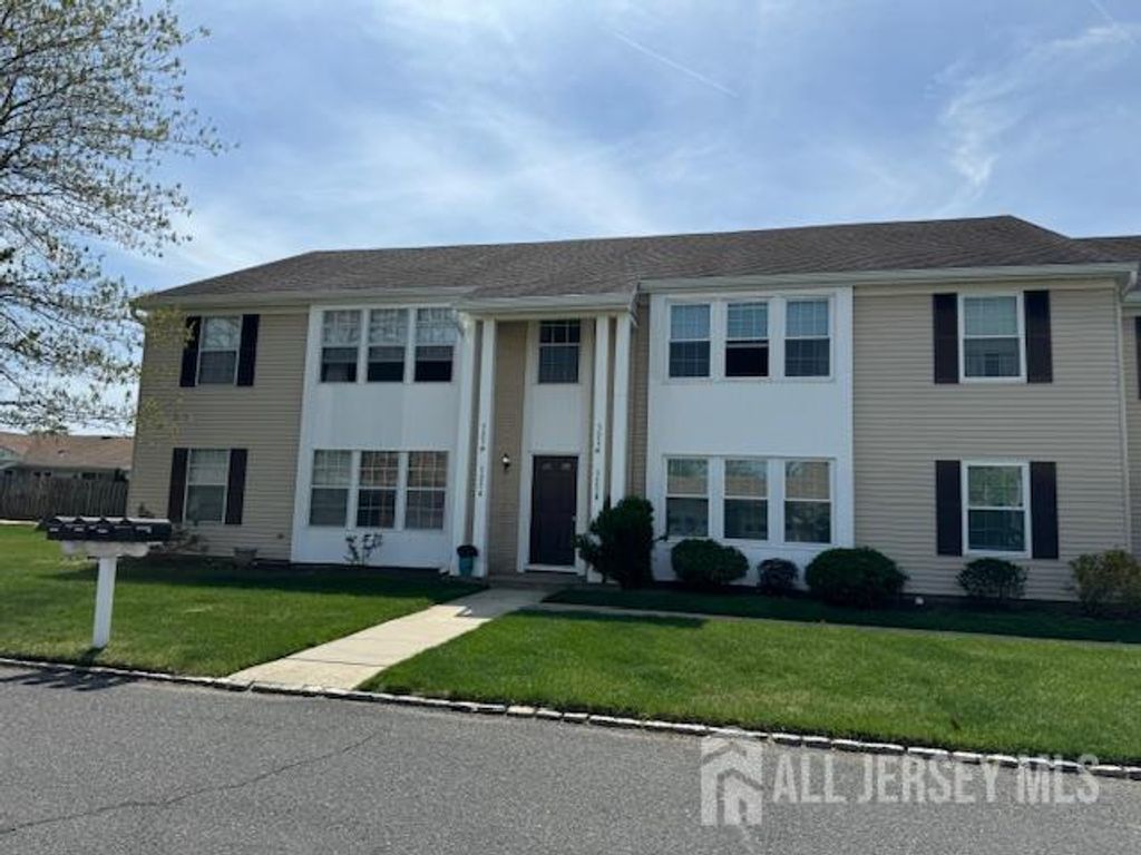 525-B Belford Road, Monroe, NJ 08831