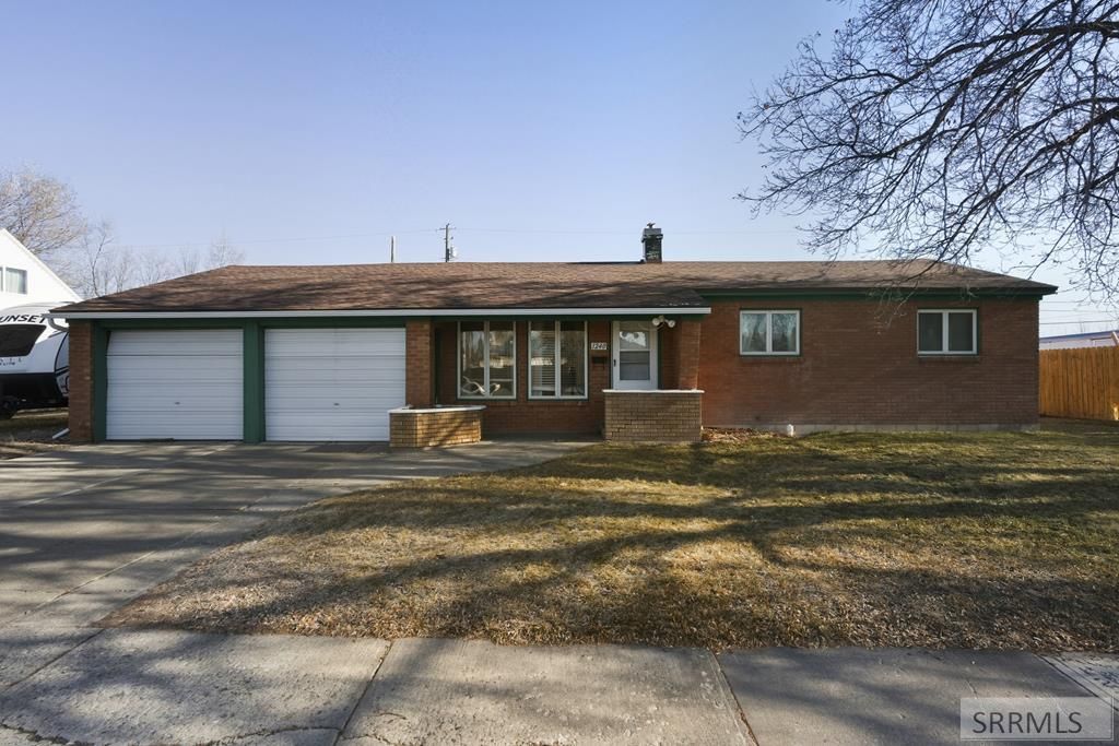 Image 1 of property listing at 1240 S Alameda Avenue, Idaho Falls, ID 83401