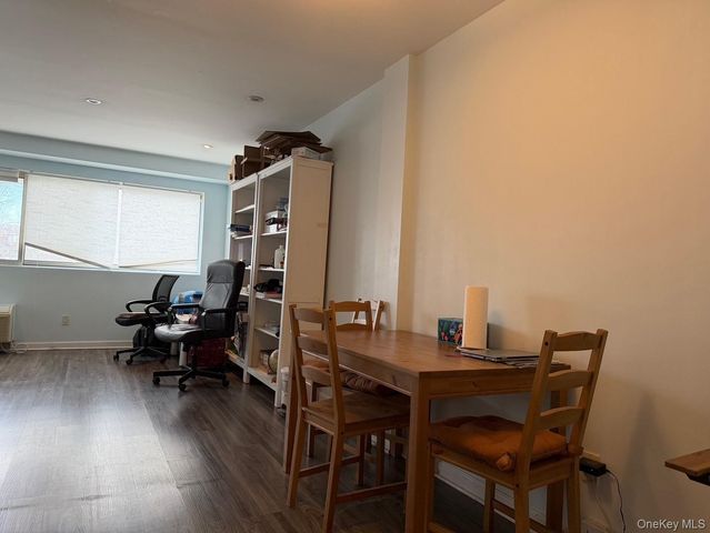 88 Cuttermill Road 308, Great Neck, NY 11021