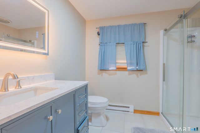19 Vidich Lane, Naugatuck, CT 06770