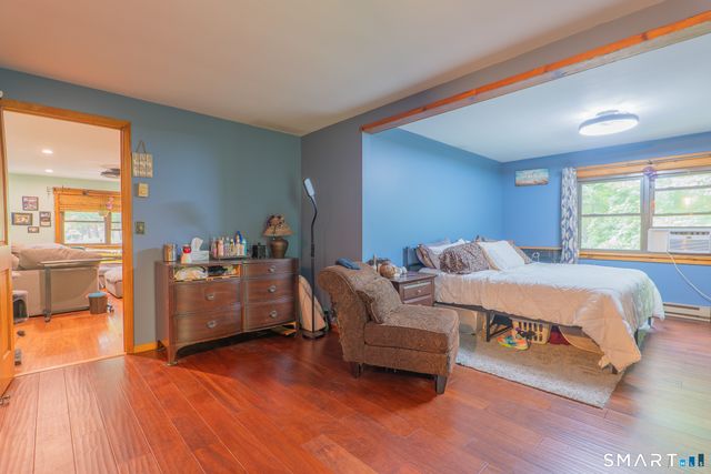 19 Vidich Lane, Naugatuck, CT 06770