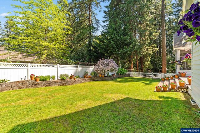 3700 NW Roosevelt Dr, Corvallis, OR 97330