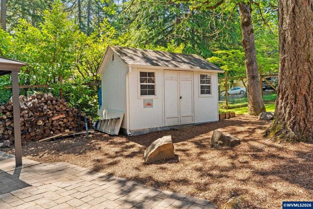 3700 NW Roosevelt Dr, Corvallis, OR 97330