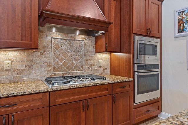 2 HUMMING BIRD CIRCLE, Bunnell, FL 32110