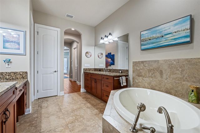 2 HUMMING BIRD CIRCLE, Bunnell, FL 32110