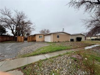45414 Corkwood Avenue, Lancaster, CA 93534