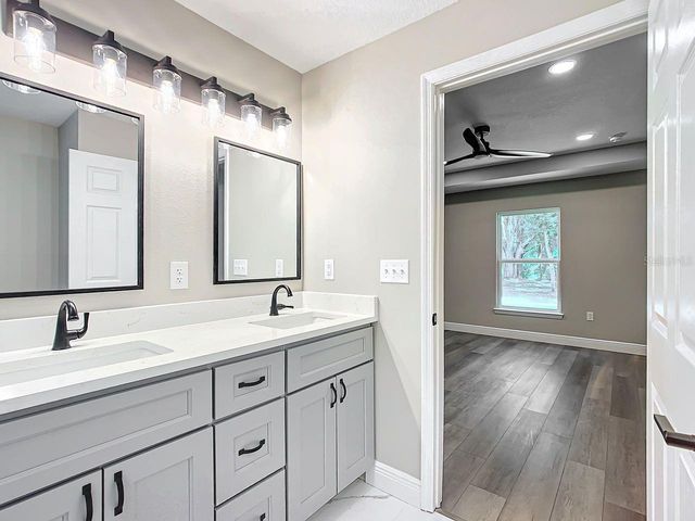 15500* NE 49 PLACE, Williston, FL 32696