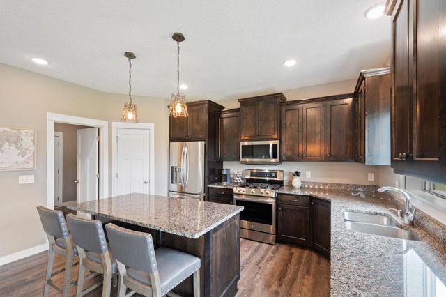 16627 Xeon Street NW, Andover, MN 55304
