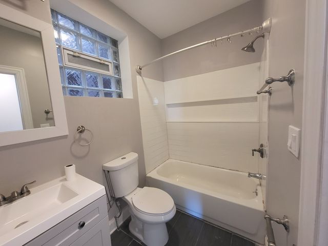 6522 S Ellis Avenue, Chicago, IL 60637