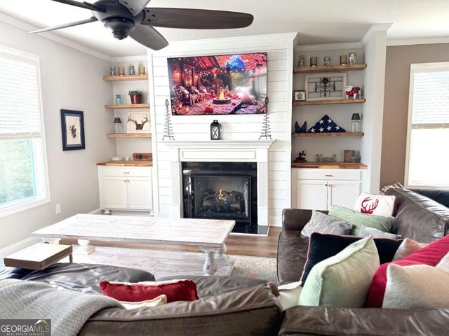 4017 Windsor Trail, Gainesville, GA 30506