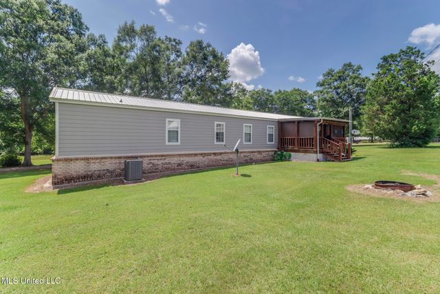 45 Melvin Road, Perkinston, MS 39573