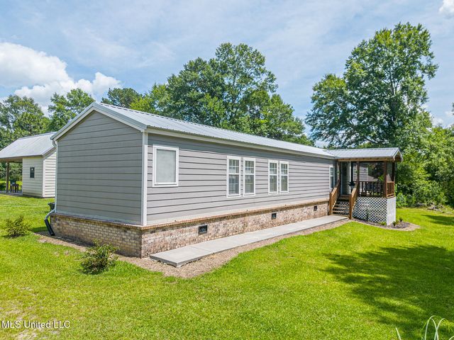 45 Melvin Road, Perkinston, MS 39573