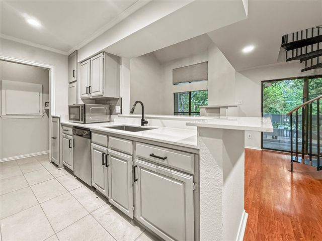 5840 Spring Valley Road 602, Dallas, TX 75054