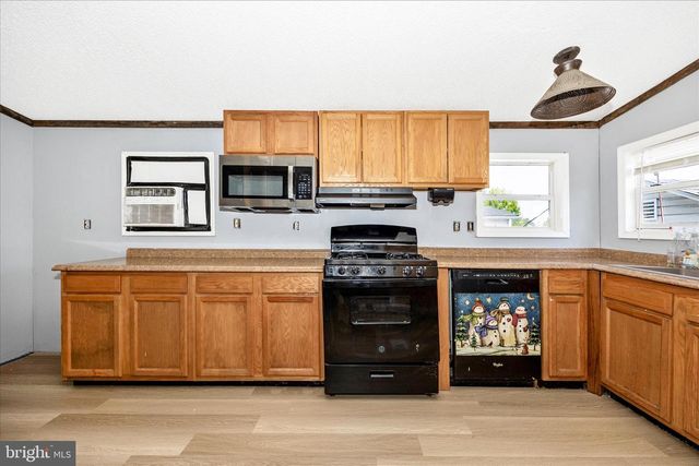 16218 MCGREGOR DR, Hagerstown, MD 21740