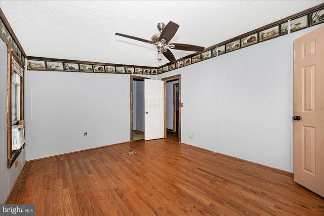 16218 MCGREGOR DR, Hagerstown, MD 21740