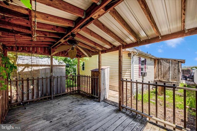 16218 MCGREGOR DR, Hagerstown, MD 21740