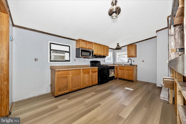 16218 MCGREGOR DR, Hagerstown, MD 21740