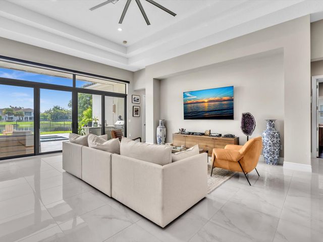 16732 Strasbourg Lane, Delray Beach, FL 33446