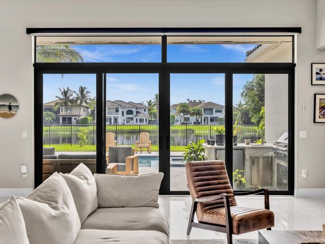 16732 Strasbourg Lane, Delray Beach, FL 33446
