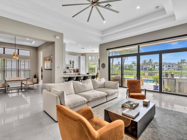 16732 Strasbourg Lane, Delray Beach, FL 33446